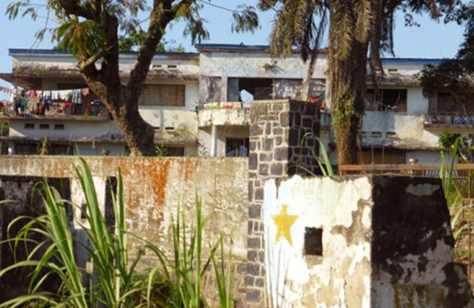 Screenshot 20230423 095458 Tshopo : A Kisangani, les occupants de l’ancienne résidence de Feu Mobutu mis dehors.
