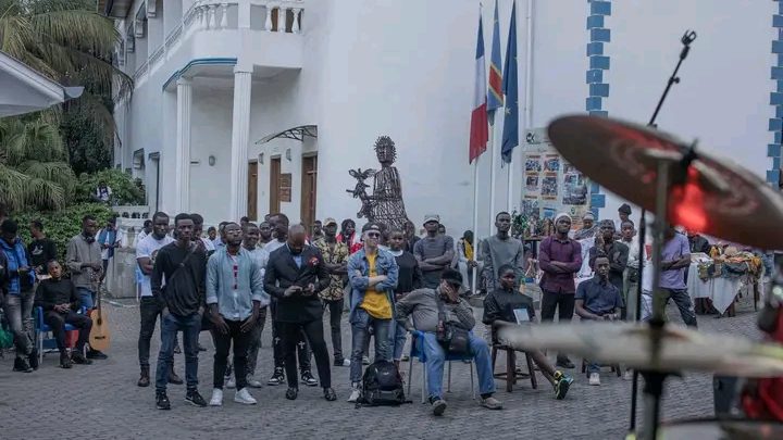 %name Festival des Arts des Spectacles de Goma : Gloire Liyombe gagne le prix de meilleure originalité et inspiration.