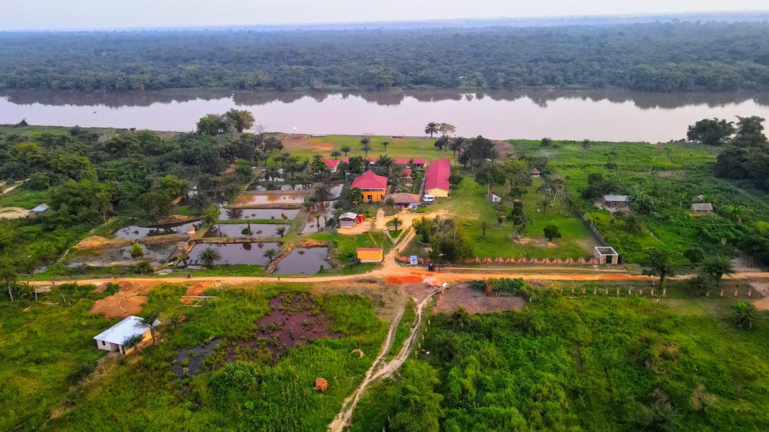 Kisangani : une régate pour le vivre ensemble par la culture et le sport.