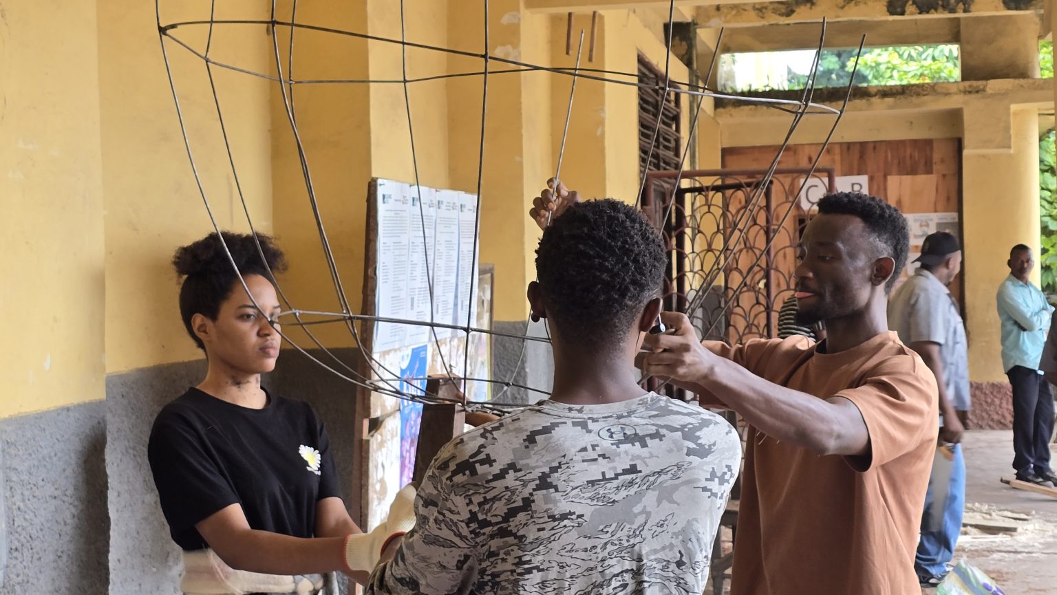 Kisangani : une nouvelle génération de scénographes formée grâce au projet Jeunesse Créative.